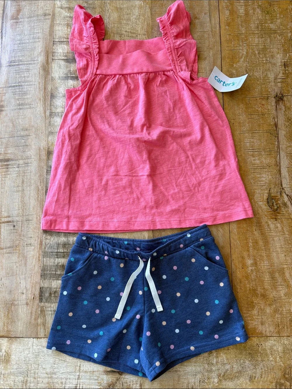 NWT Carter’s two piece set size 6/6x